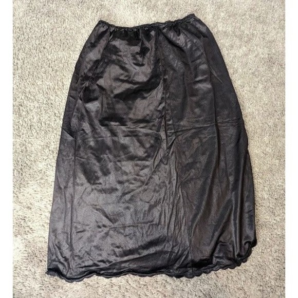 Womens Nylon Half Slip Anti Static Black Embroidered Scalloped Slit Silky~Sz S - Picture 3 of 5